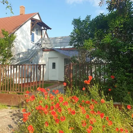 Thefi Vendégház Apartman Zánka